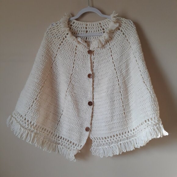 Handmade Crochet Fringe Button Front Off White Cape OSFM - Picture 2 of 7